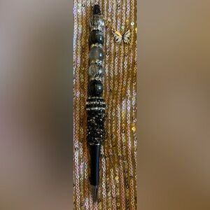 Embellished Extended Size Ink Pen